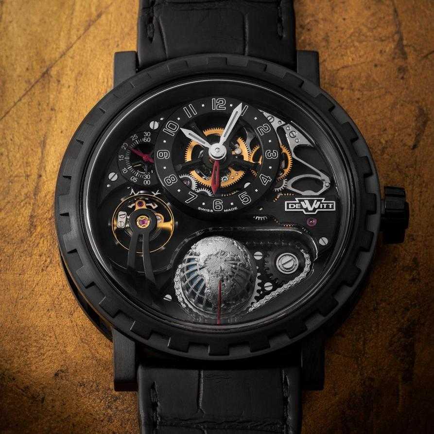 DeWitt Academia Hour Planet