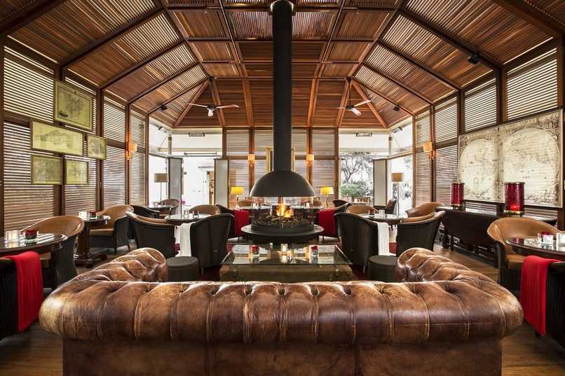 Alexander’s Cigar Lounge