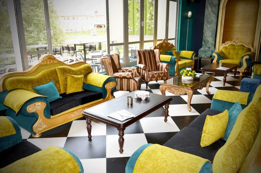 Pedro Portia Cigar & Champagne Lounge