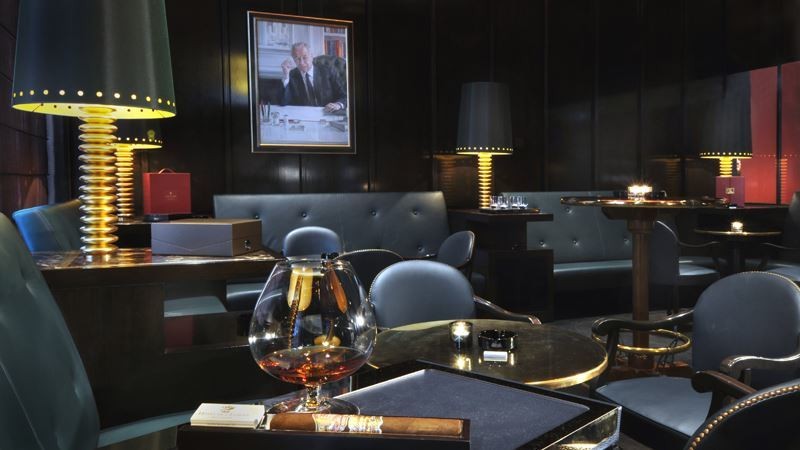 Freddy’s Bar: A Cigar Lover’s Escape at De L’Europe. Amsterdam