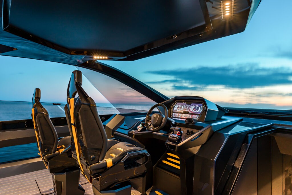 Tecnomar for Lamborghini 63. Photos: tecnomar63.com