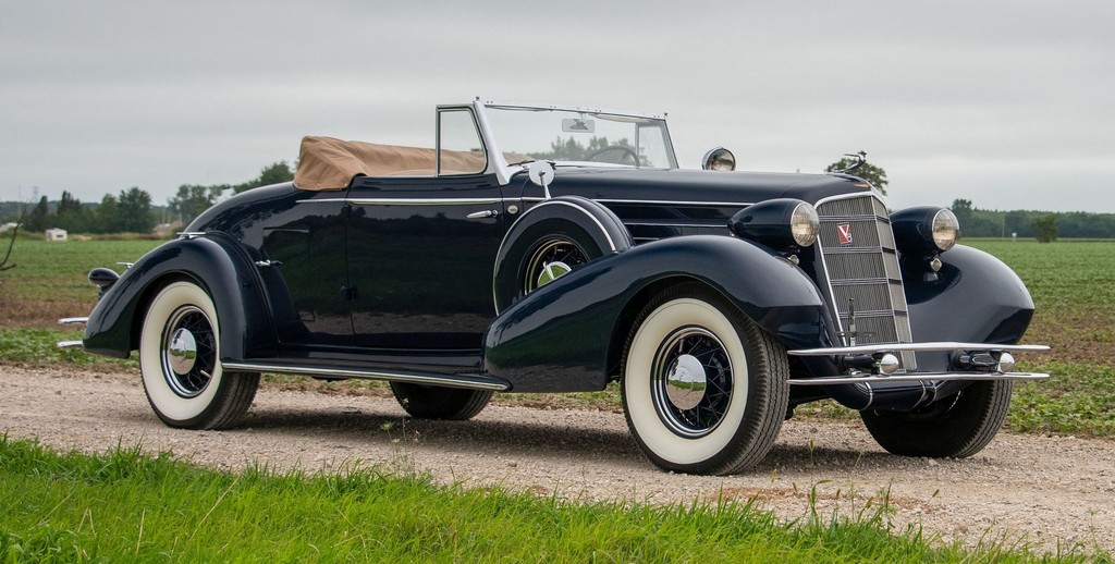 Cadillac V8 Convertible Coupe 1935 by Fisher