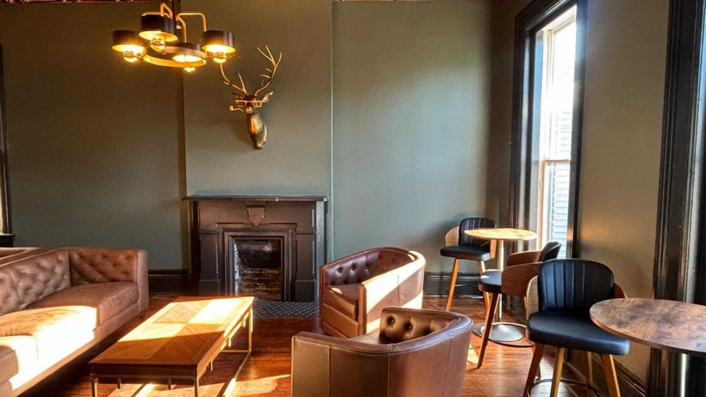 The Louisville Cigar Company and Speakeasy