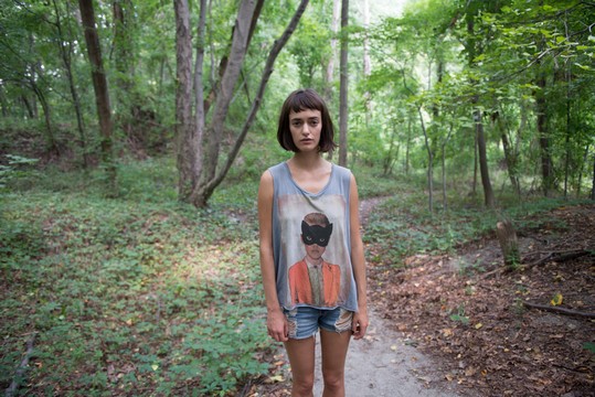 “Olya,” a photorealistic oil painting that looks like a photograph, by Israeli artist Yigal Ozeri, 2015. Photo courtesy of Corridor Contemporary Gallery, Tel Aviv.