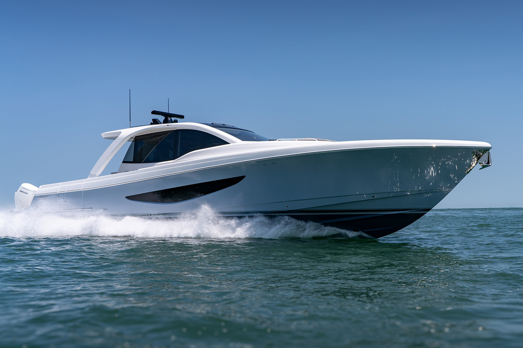 Valhalla V-55 Sport Yacht. Photography: Valhalla Boatworks